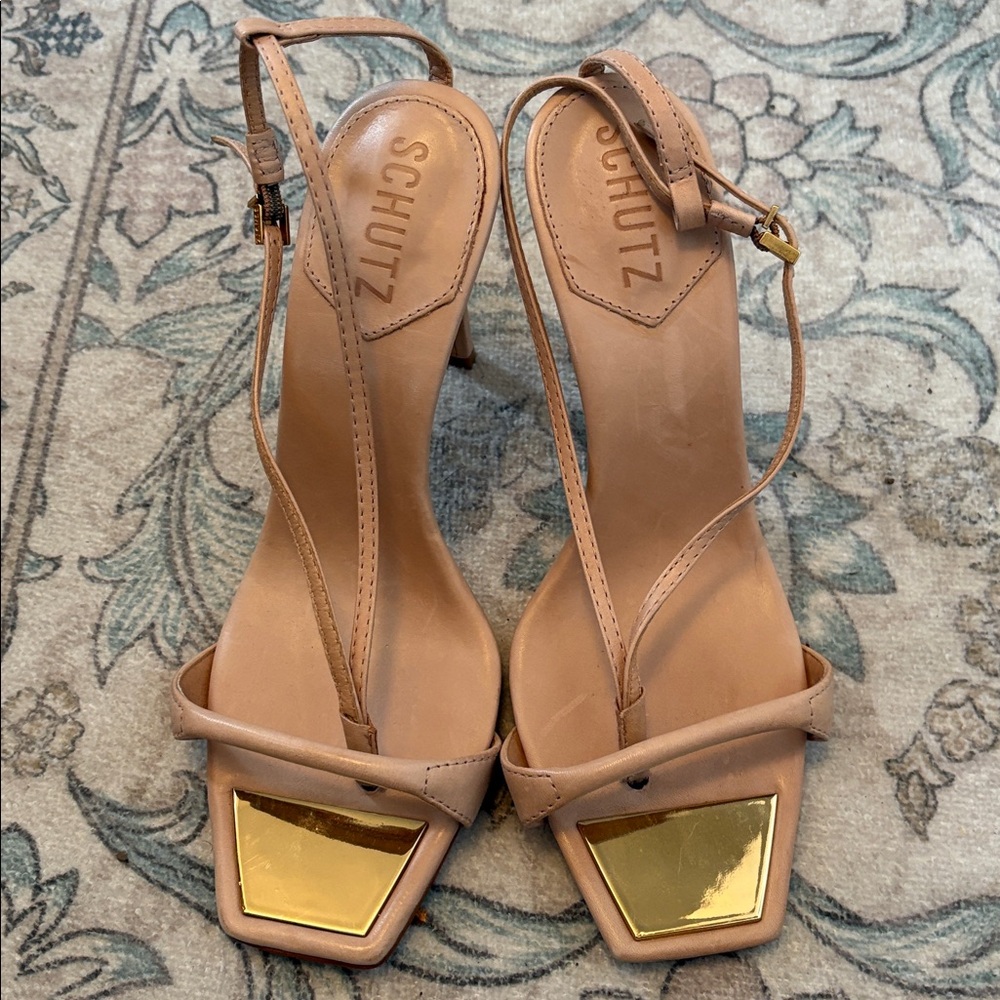 SCHUTZ Nude Tan Leather T-Strap Sandals with Gold Accent